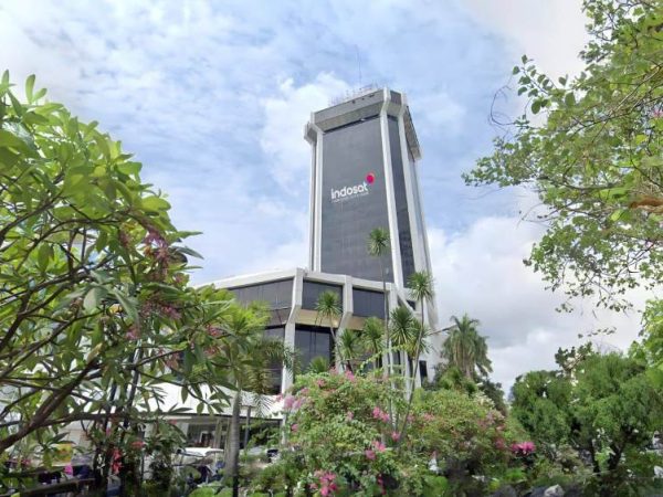Indosat Perkuat Jaringan Jawa Timur Sambut Natal dan Tahun Baru, Trafik Data Diproyeksi Naik 15,5 Persen