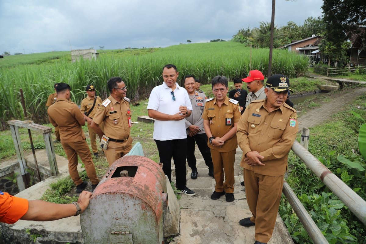 longsor mandalanwangi