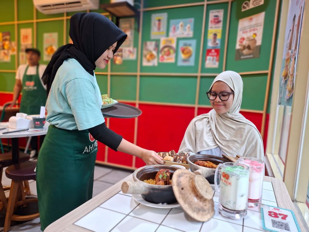 Ah Pek Malang Hadirkan Nasi Kebuli Claypot untuk Menu Buka Puasa Ramadan 1447 H