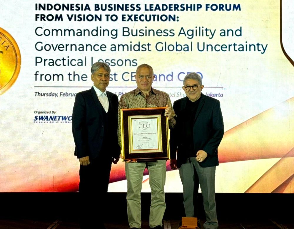 Presiden Direktur JNE Mohamad Feriadi Soeprapto Raih Indonesia Best CEO 2025