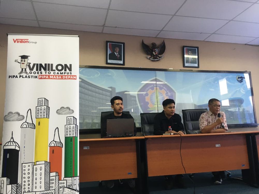 Vinilon Goes To Campus POLINEMA