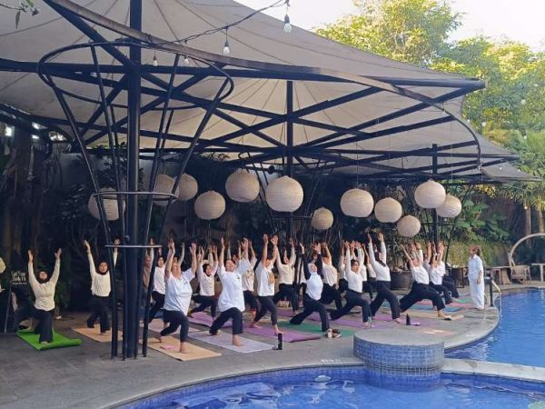 Yoga Aston Inn Batu