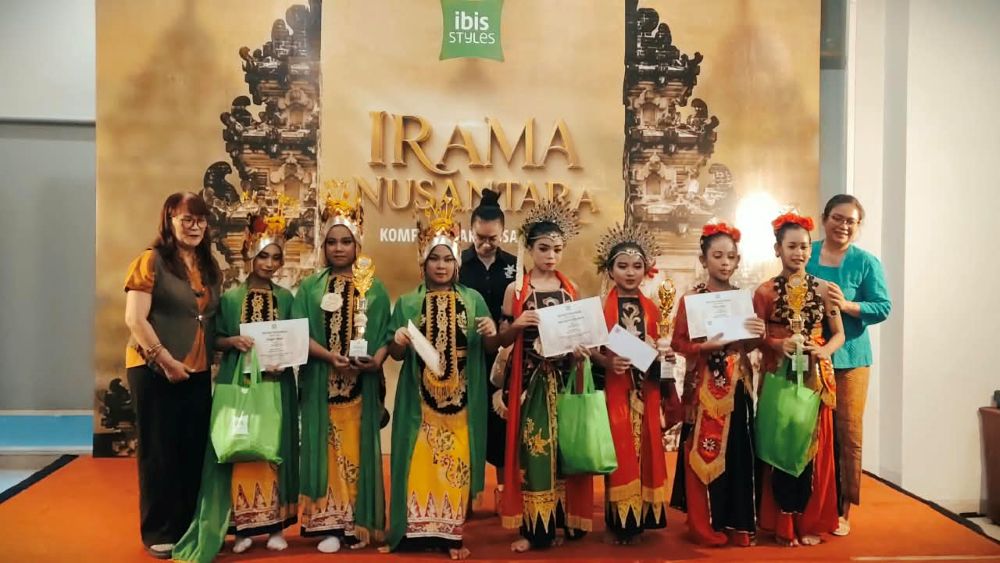Kompetisi Tari Tradisional IBIS Styles Malang